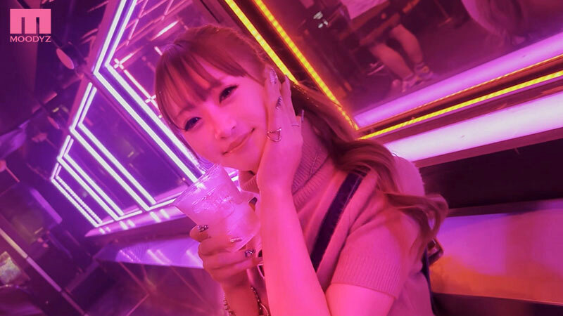 令和の新ギャルスター爆誕！！クラブとチ〇コがLOVE過ぎる博多No1小悪魔ギャル クラブで逆ナン→ノリでAVデビュー 綾波れんのサンプル写真